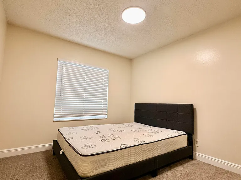 5913 Corson Pl — Photo 13