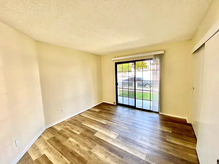 2908 E South St #1 — Photo 12