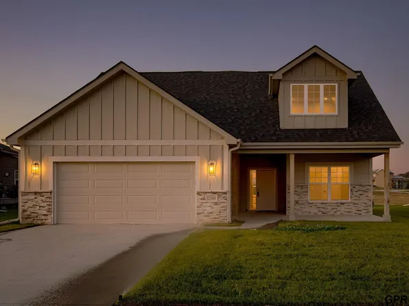 12360 Horizon St, Papillion, NE 68046