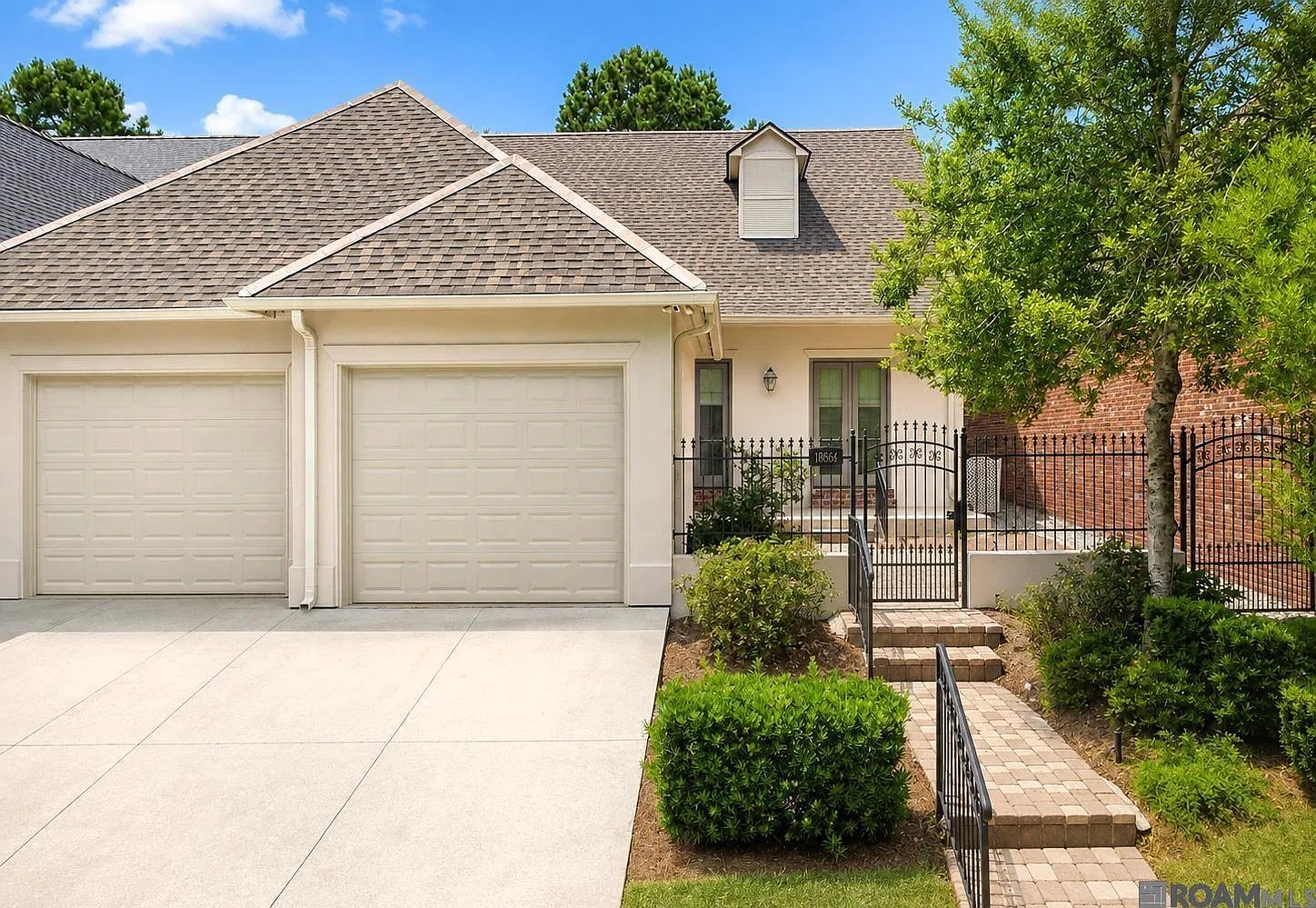 3 bed, 2387 sqft, $6,000 — Photo 1