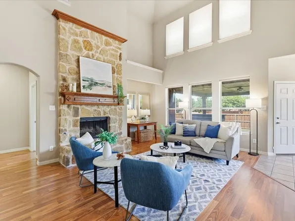 15445 Landing Creek Ln, Roanoke, TX 76262