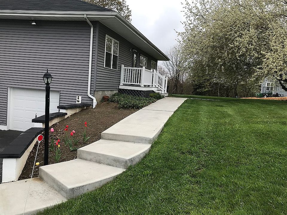2nd image of 3 Baldwin Rd