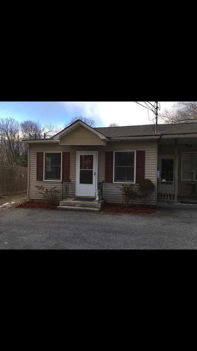 1237 Burlingham Rd #A photo 1