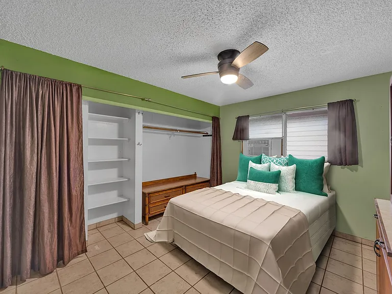 2136 Konou Pl #202 — Photo 11