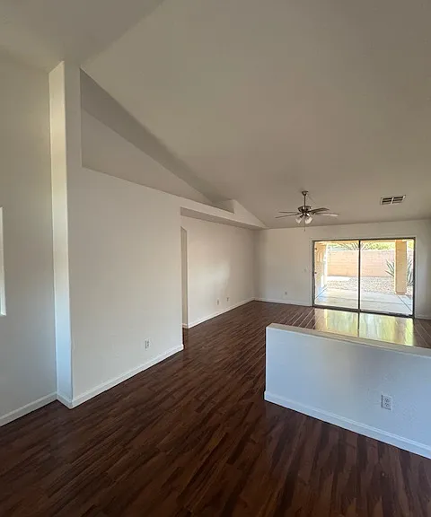 4420 E High Point Dr — Photo 3