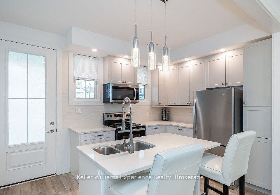 1st image of 30 Samantha Ln