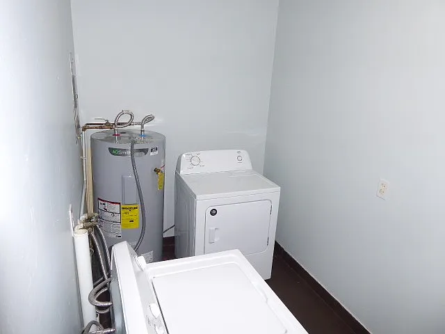 214 Wilowen Dr — Photo 32