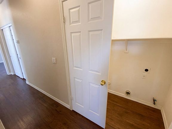 2nd image of 2516 Judson Ave
