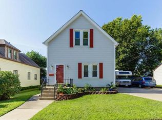 551 Monroe St, Saint Charles, MO 63301