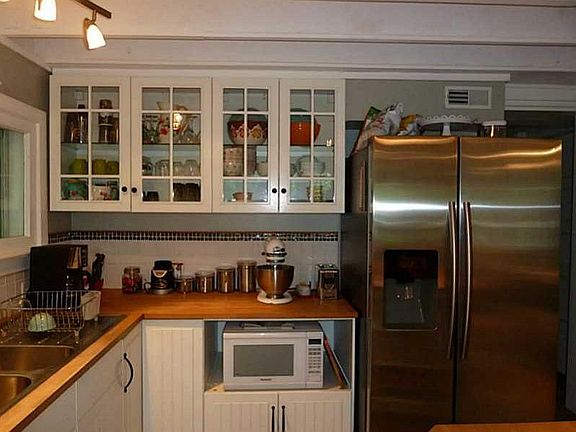3rd image of 1204 Xenia Ave