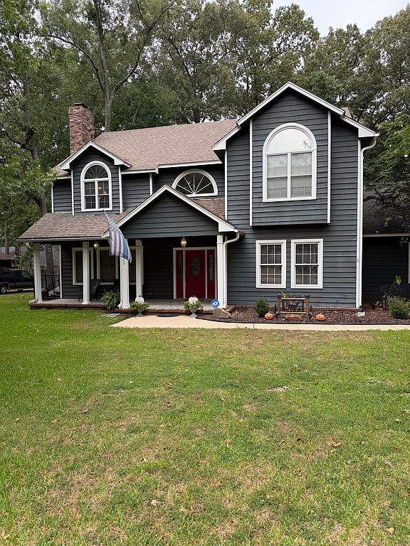 100 Brentwood Cir - Property Image