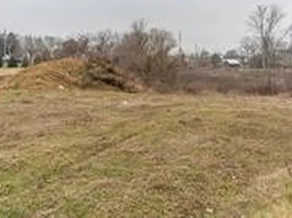 142 Relentless Way, Hartville, OH 44632