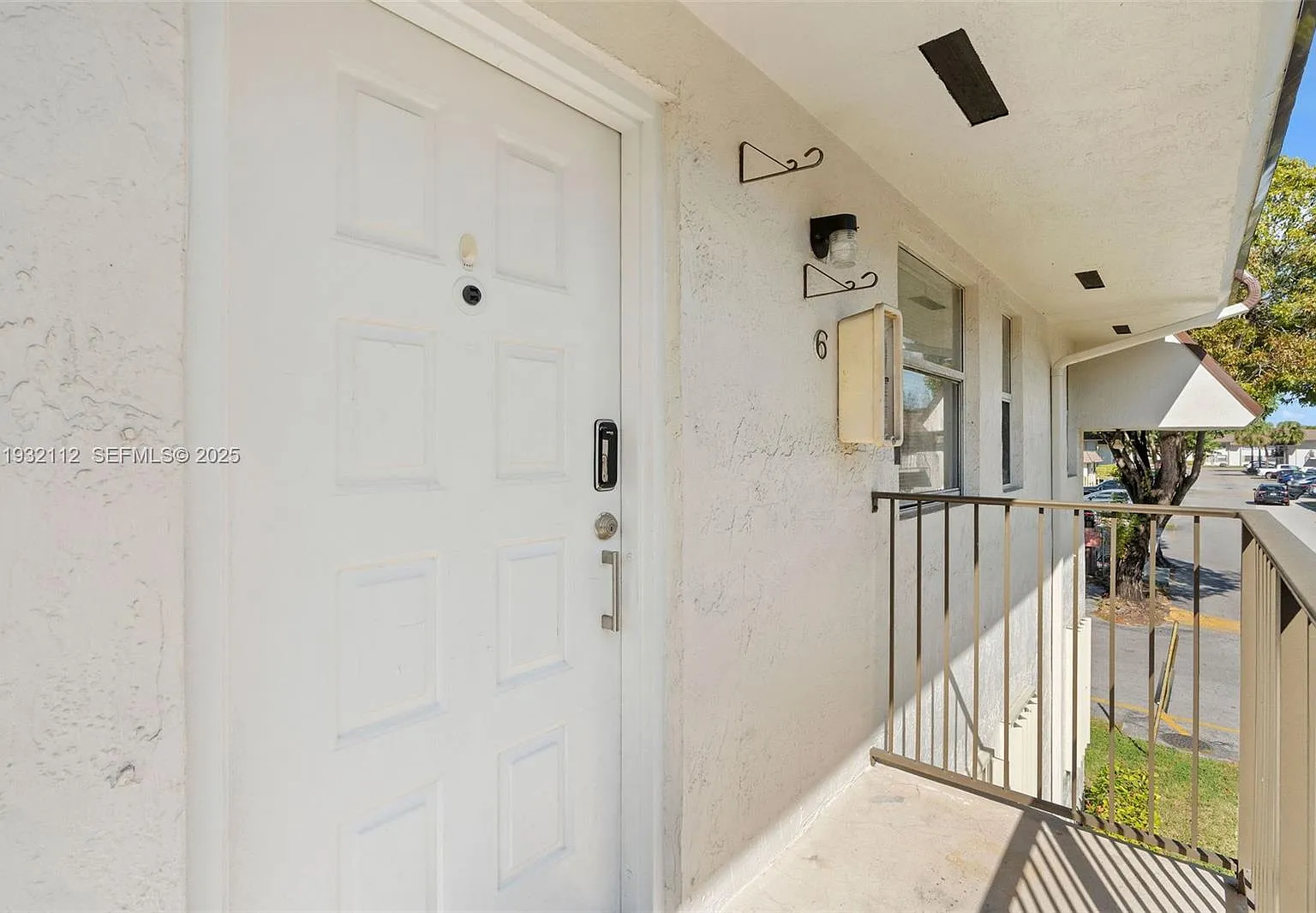 Greentree Condo Ii — Photo 2