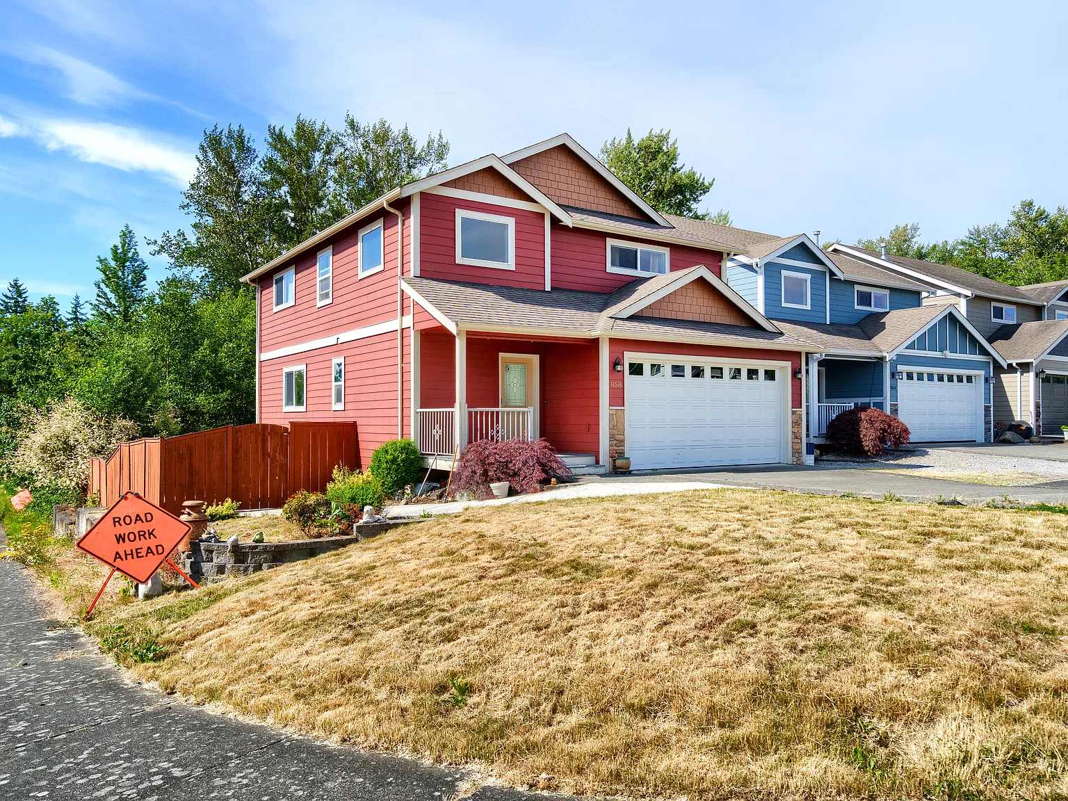 858 E Kellogg Rd — Photo 2