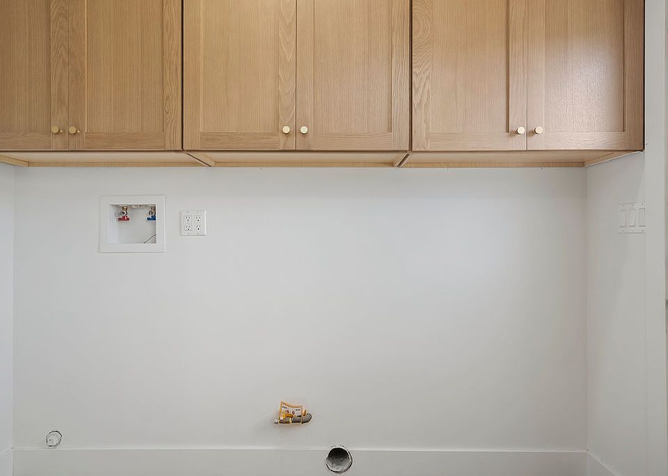 1st image of 4514 Mont Eagle Pl #A