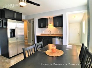 1658 Main St, Pleasant Valley, NY
