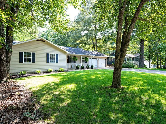 3rd image of 5050 Hunter Village Dr