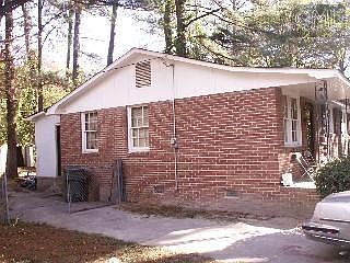 2nd image of 2811 Ansel St