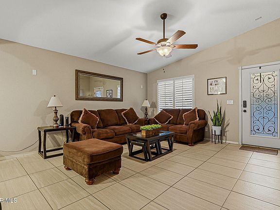 5th image of 3804 Loma Adriana Dr