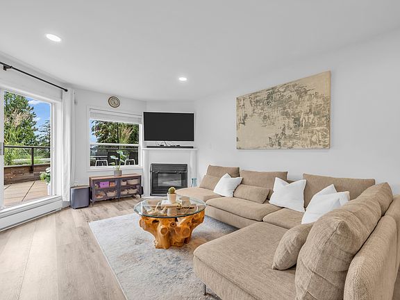 4th image of 1500 Ostler Ct #604