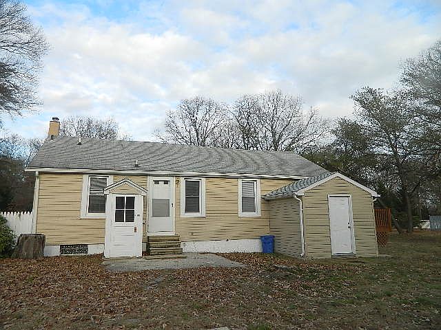 1st image of 608 Tebbston Dr