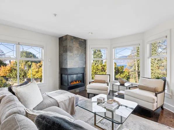 2697 York Ave, Vancouver, BC V6K 1E6