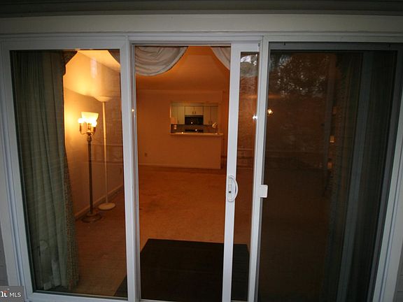 5th image of 7718 Lafayette Forest Dr #24