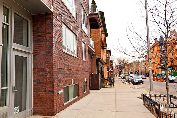 Rented by Fiddler Realty | media 22