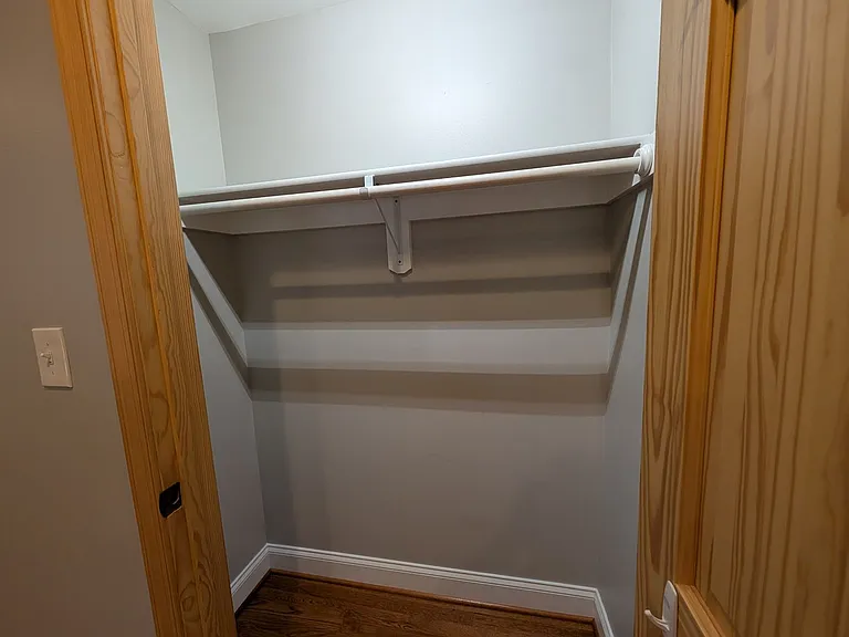 3221 Guilford Ave — Photo 15