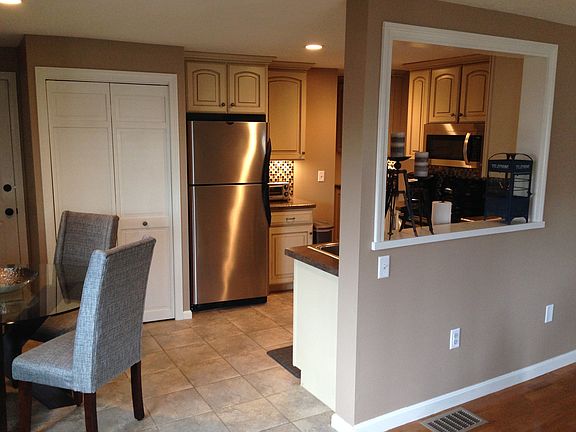 Dining/Kitchen