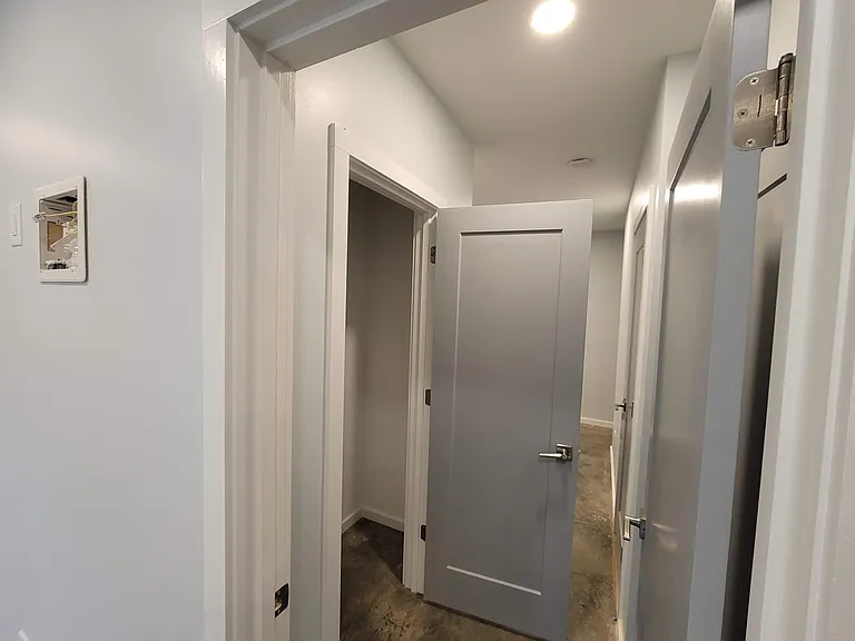 864 Vera St SE #1 — Photo 12