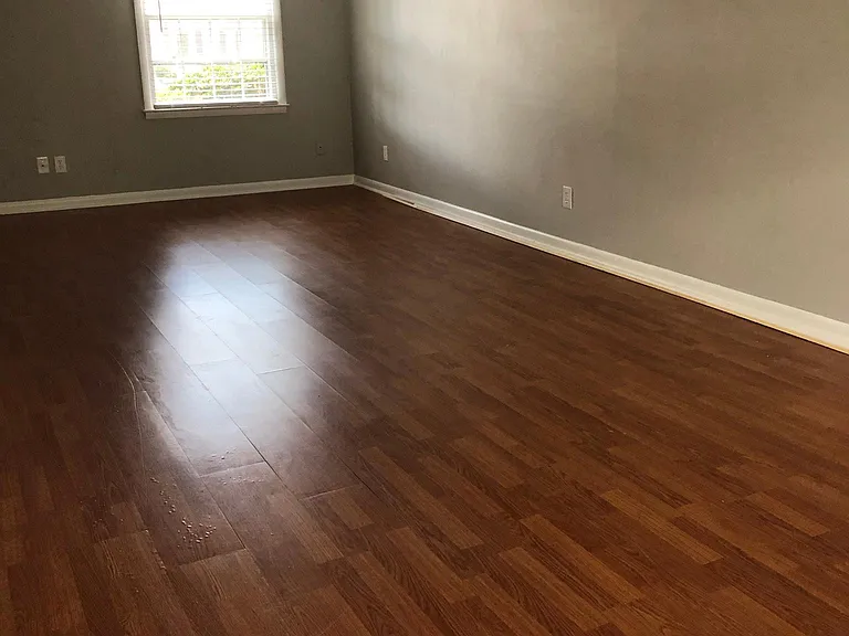 455 Mall Blvd #35 — Photo 3