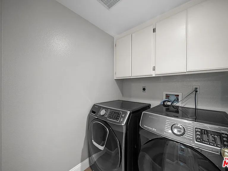 5413 Mark Ct — Photo 34