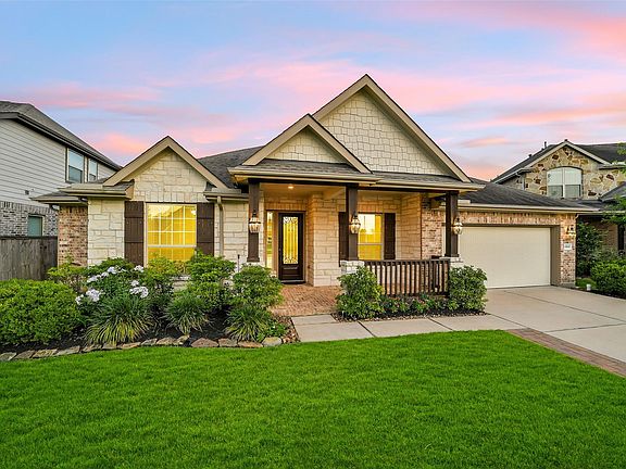 4th image of 15519 Royal Trace Ct