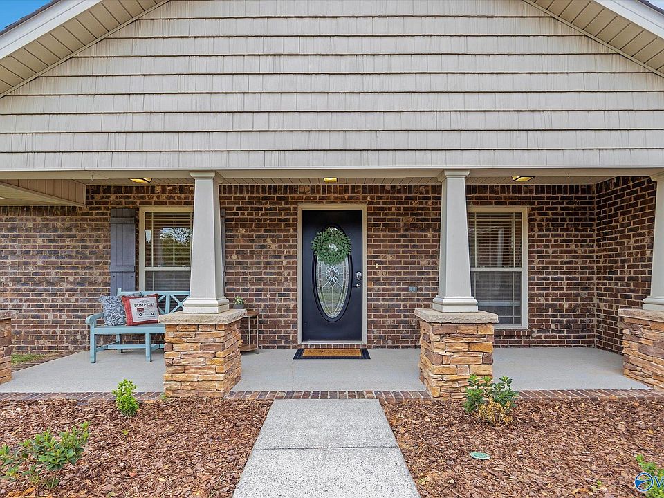 1st image of 115 Autumn Haven Ln
