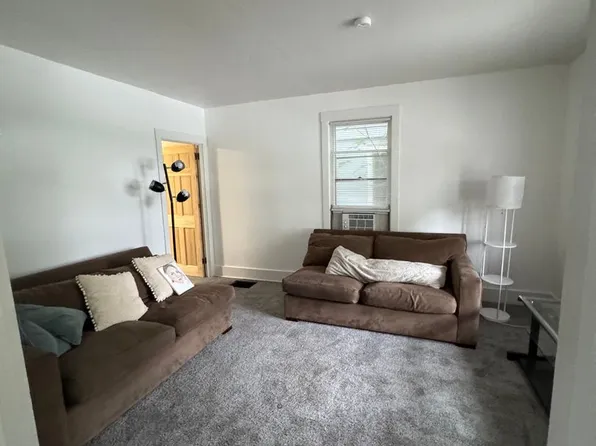 942 Woodlawn Ave, Ann Arbor, MI 48104