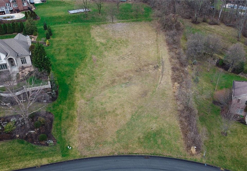 1st image of 1071 Augusta Cir