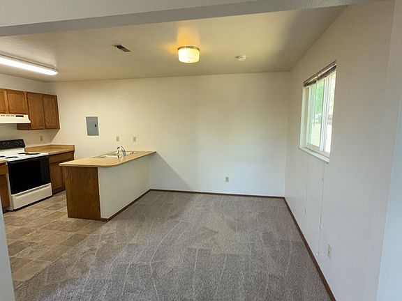 3rd image of 2546 King St #2546