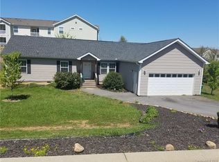 27 Azure Sage Way, Asheville, NC 28806