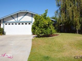 3509 Via Capilla, Bakersfield, CA 93311