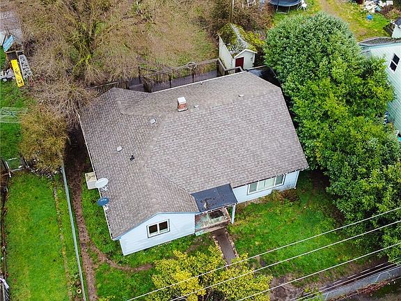 2nd image of 514 Ellinor Ave