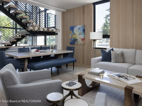 185 N Glenwood St #9, Jackson, WY 83001