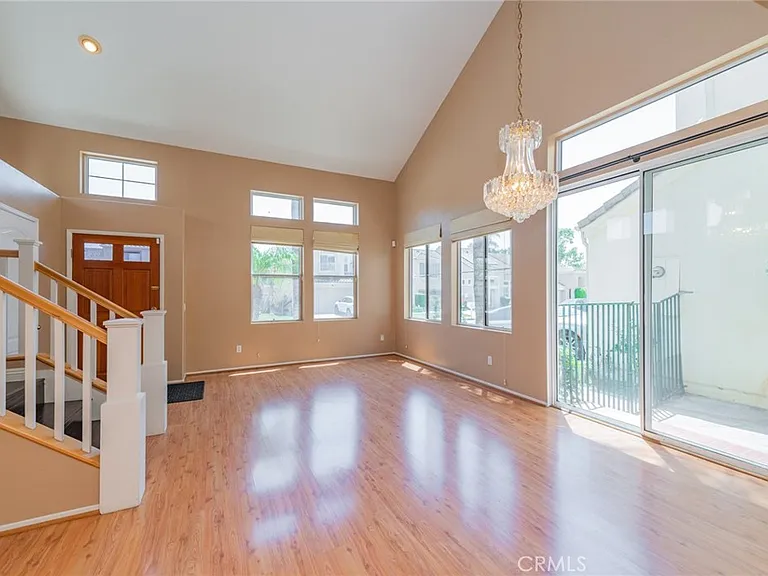1511 Kinsler Ct — Photo 9
