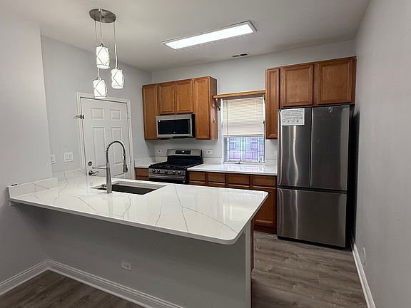 2nd image of 1500 S Halsted St APT 1A