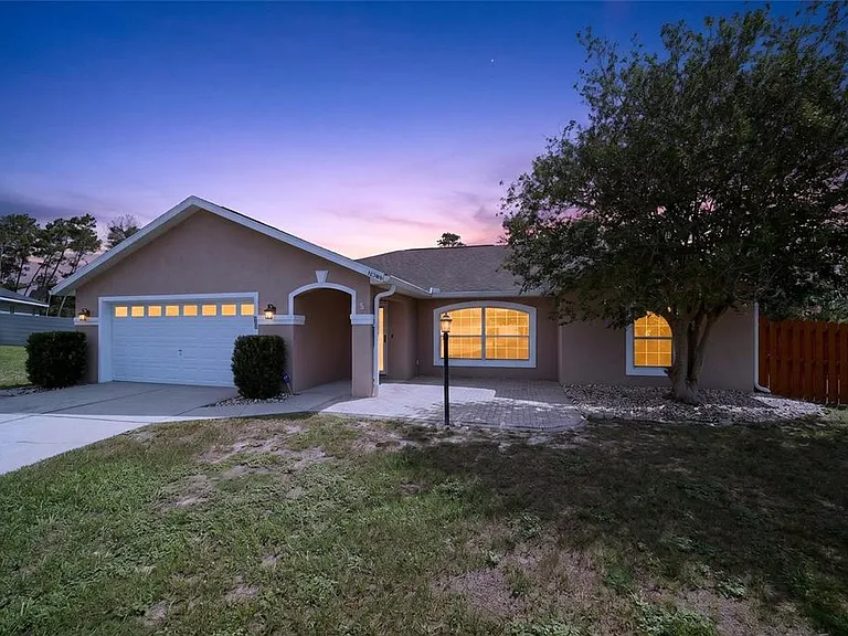 10384 SW 41st Ct — Photo 1