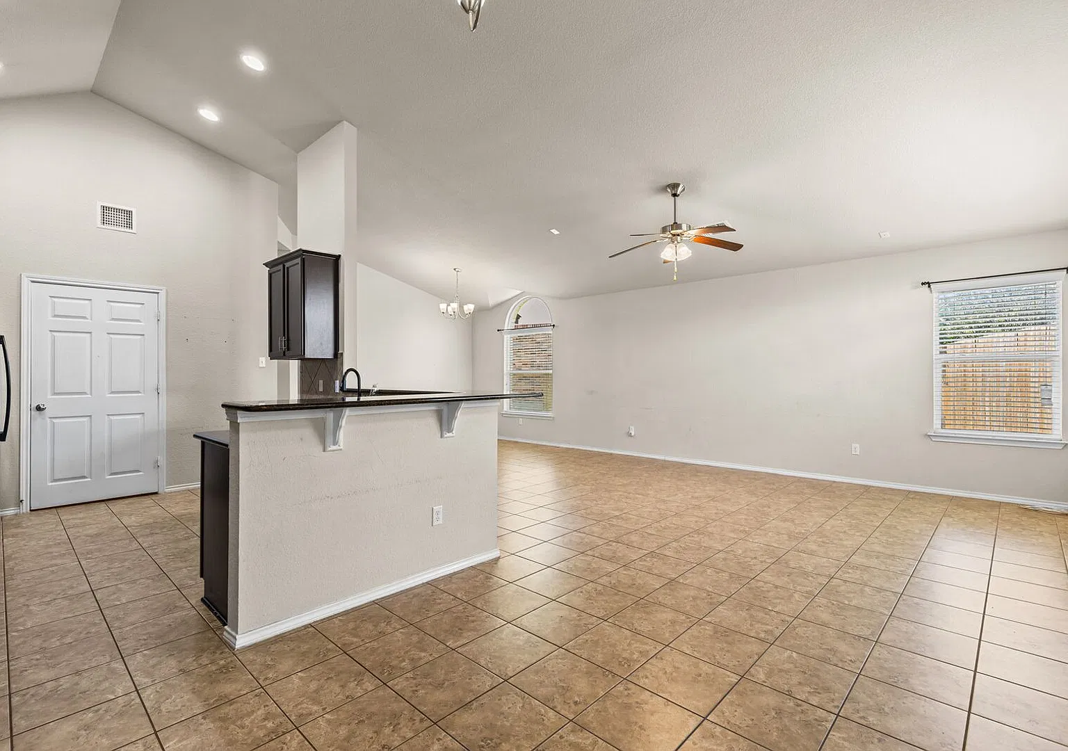 Great 4 Bedroom 2 Bath Home in Midway ISD with a nice yard in Sendero Springs! — Photo 2
