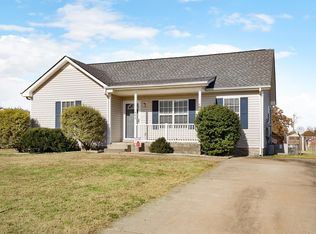 445 Caney Ln, Clarksville, TN 37040