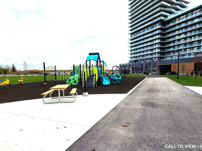 15 Skyridge Dr #619 — Photo 44