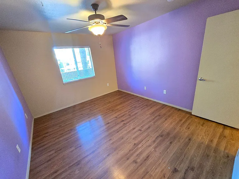 1385 W University Ave #4-125 — Photo 29