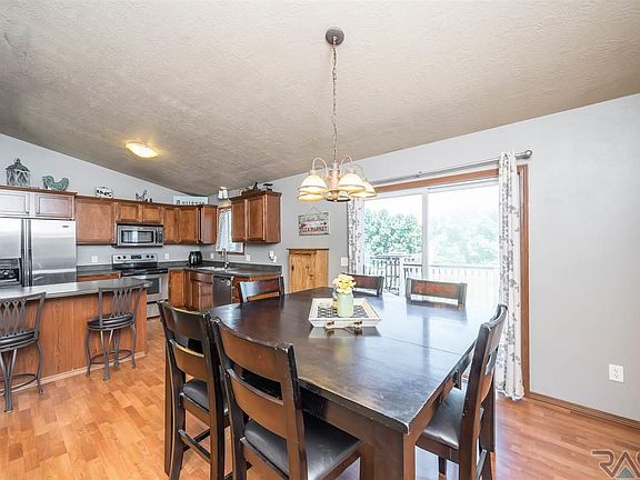 2nd image of 714 Saint Gregory St